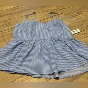 Brand new old navy top.